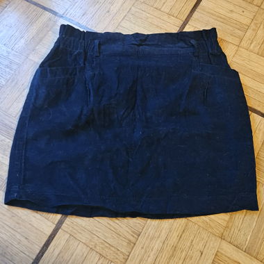 Black Fishbone XS Skirt