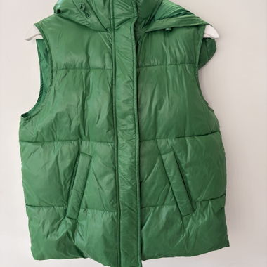 Gilet imbottito verde OPUS con cappuccio