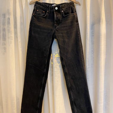 Zara Jeans mit geradem Bein