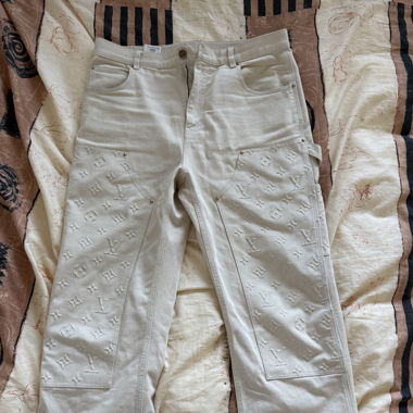 Cargo Louis Vuitton