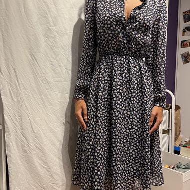 Vestito vintage largo floreale stretto in vita