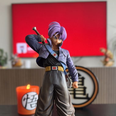 Figurine Trunks du futur DBZ