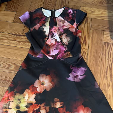 Kleid