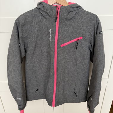 Ski jacket 