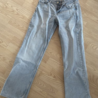 Jeans Zara blu chiaro