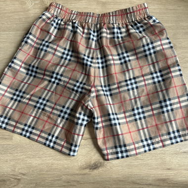 Short Burberry