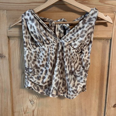 Top da donna con stampa leopardata