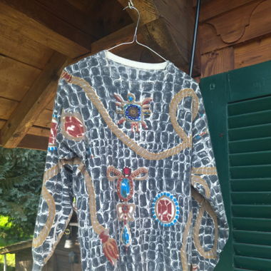 🐘 Vintage Batik Sweater w/ Embroideries