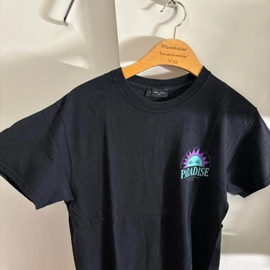 T-shirt paradise