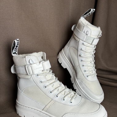 Dr. Martens Boots - COMBS TECH UNISEX - White