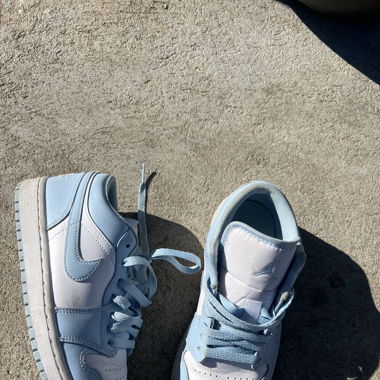 Babyblaue Nike Jordans