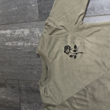 grüner Sweater