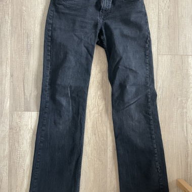 Jean bootcut noir Bershka