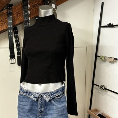 CROPPED TURTLENECK