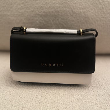 Bugatti shoulder bag