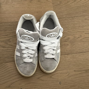Adidas Campus