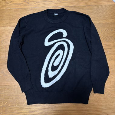 Stussy sweater