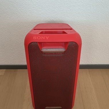 Roter Sony Bluetooth-Lautsprecher GTK-XB5