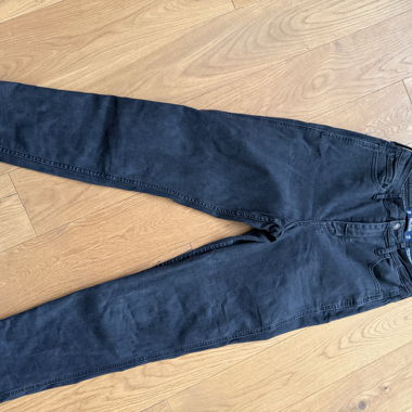 Hollister jeans mom taille très haute W26 L27