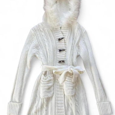 Cardigan tricoté blanc vintage avec capuche en fausse fourrure