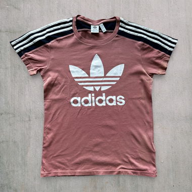 Adidas Originals pink T‑shirt