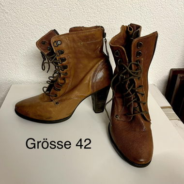 Stivaletti con lacci da donna in pelle taglia 42