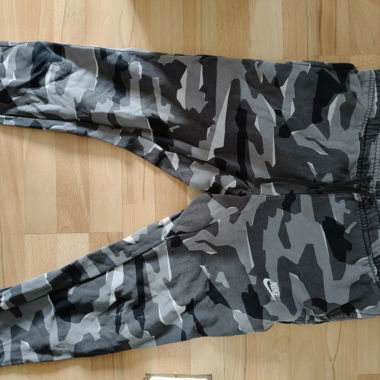 Pantaloni da jogging Nike camo