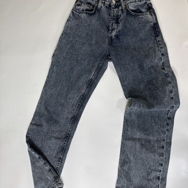 Zara High-Waist Jeans