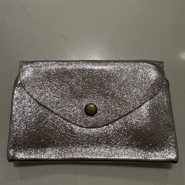 Pochette metallizzata argentata