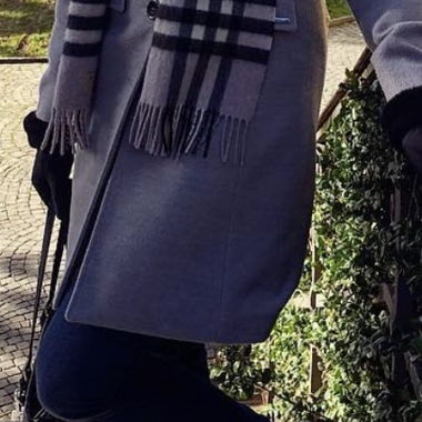 Écharpe Burberry en cachemire à motif check rose