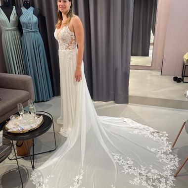Wedding dress