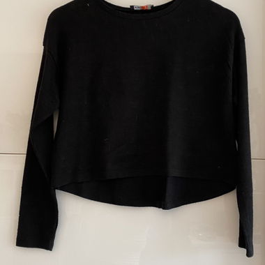 Maglione corto nero
