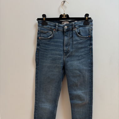 Jeans a vita alta Zara