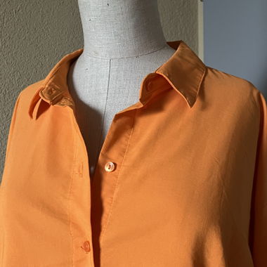 Orangefarbene Oversize-Bluse