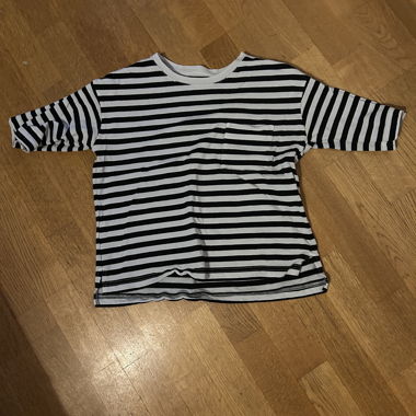 Black and white striped T-shirt