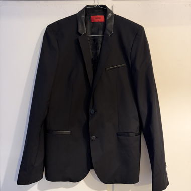 HUGO black blazer