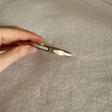 Goldener Armreif