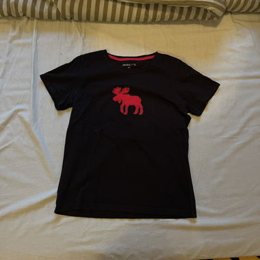 Black Baby-t Norwegian