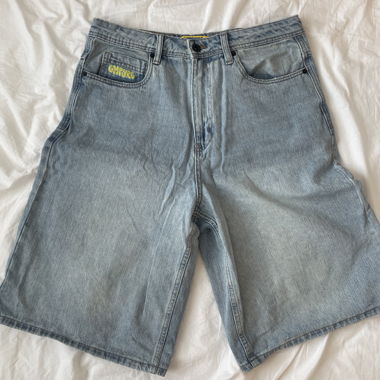 Jorts blau