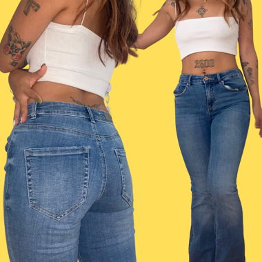 Flared Low-Waist Jeans