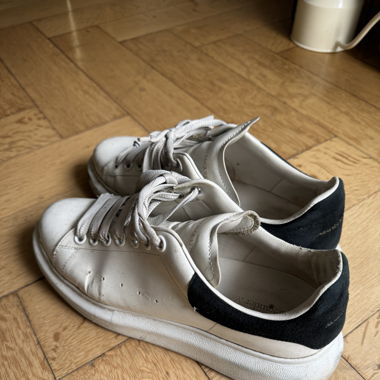 Original Alexander Mc Queen Sneakers
