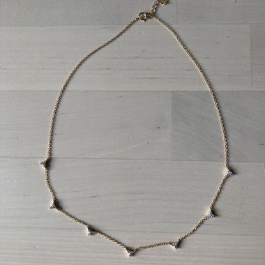 Fine gold-tone necklace in silver