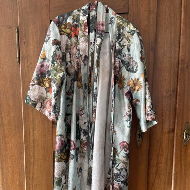 Morgenmantel floral, NEU
