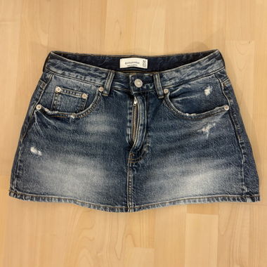 Stradivarius denim mini skirt