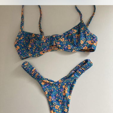 Kulani Kinis Bikini Set