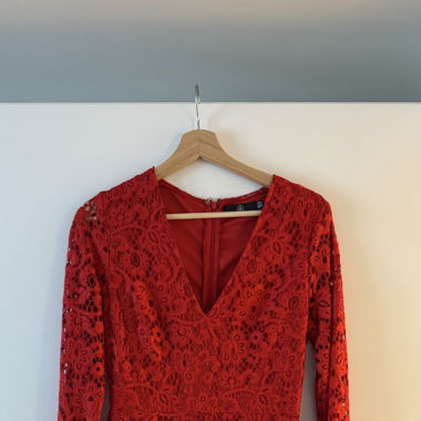 Spitzenkleid rot