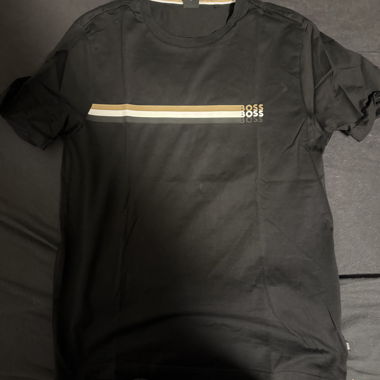T-shirt graphique noir BOSS