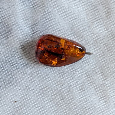 Amber pendant