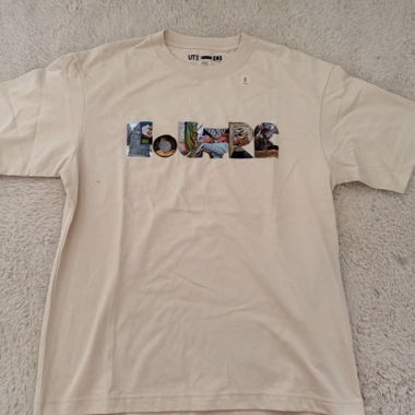 T-shirt UNIQLO UT beige
