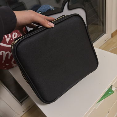 Trousse de maquillage avec miroir et LED
